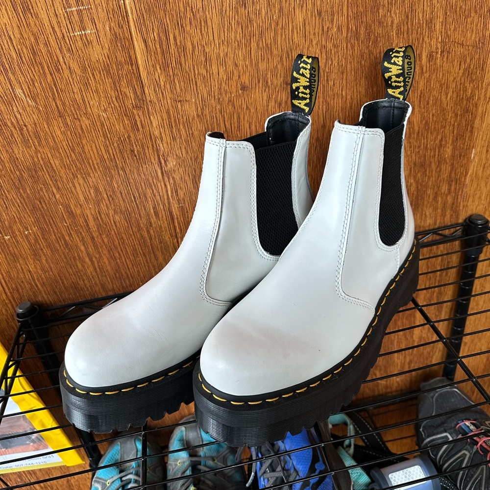 Dr. Martens white quad platform Chelsea boot size 10/11
